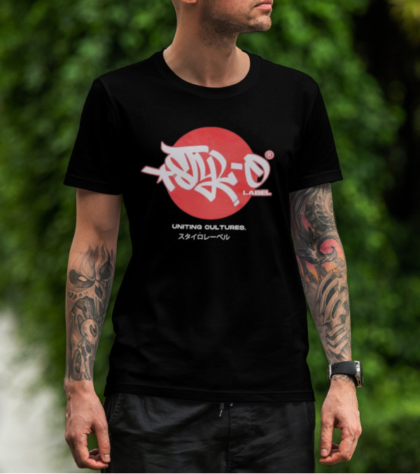 Uniting Cultures Label T-Shirt