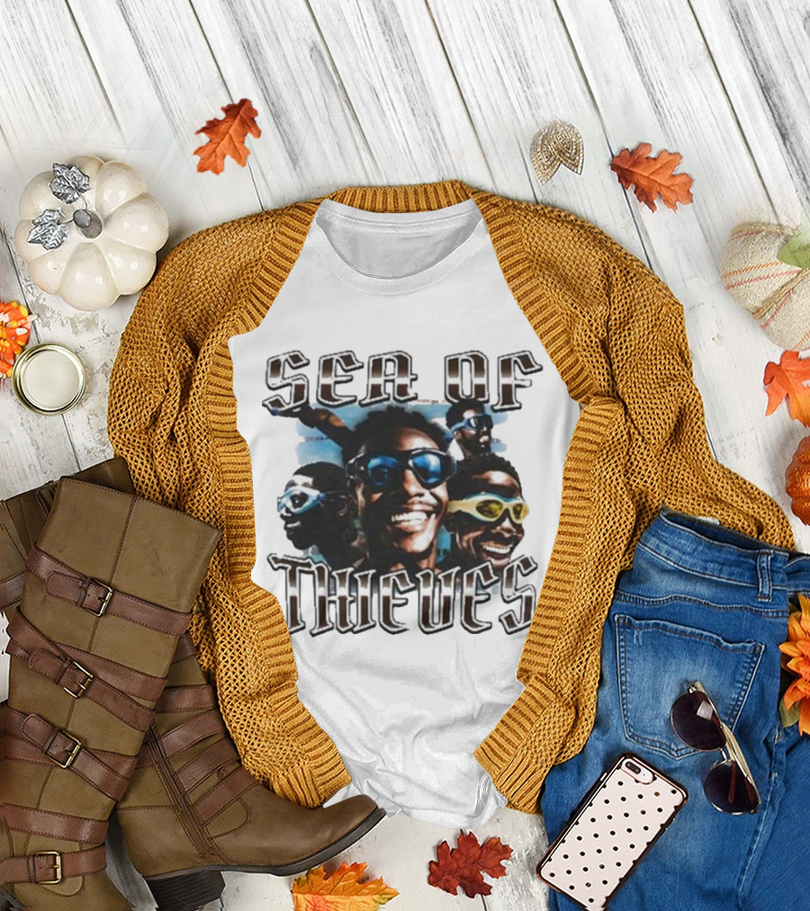 Sea of Thieves Smiling Sunglasses Faces T-Shirt