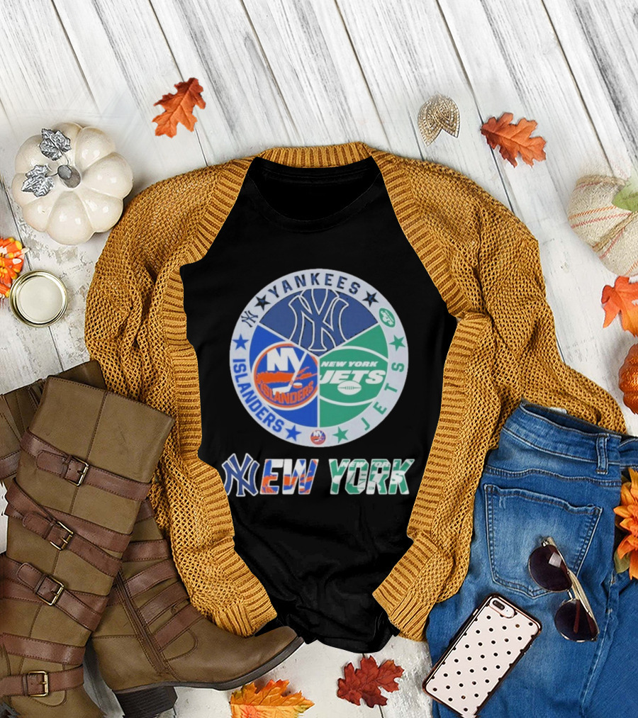 Yankees Islanders Jets New York Yankees x New York Jets x New York Islanders T-Shirt