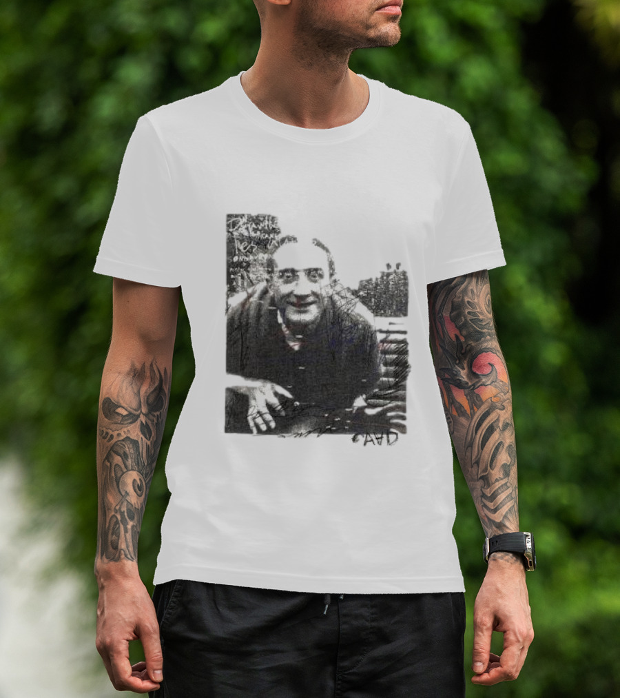 Duchamp Portrait AVID Text Compilation T-Shirt