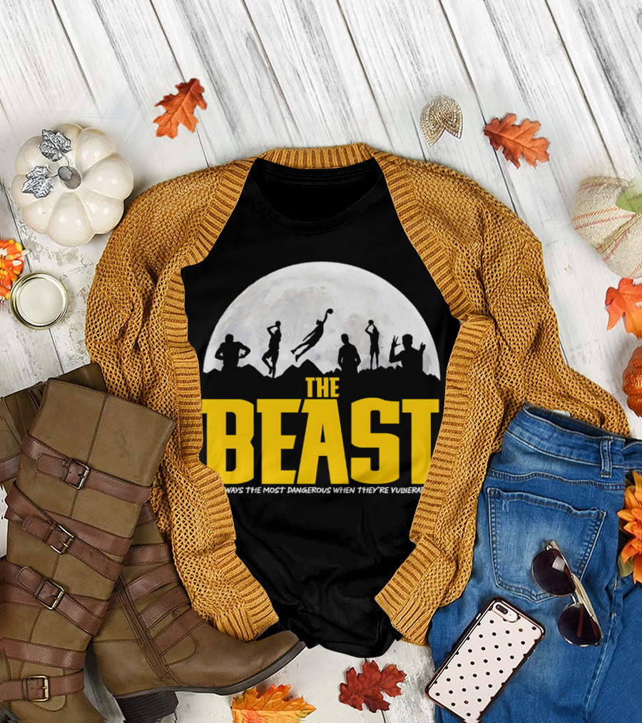 The Beast Is Always the Most Dangerous When They're Vulnerable Silhouettes Moon Scene T-Shirt