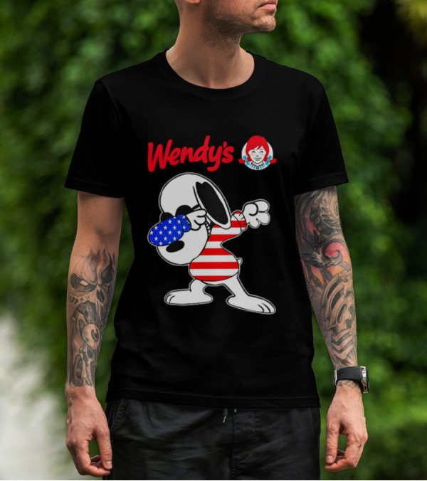Wendy’s Snoopy Dabbing American Flag Stripes T-Shirt