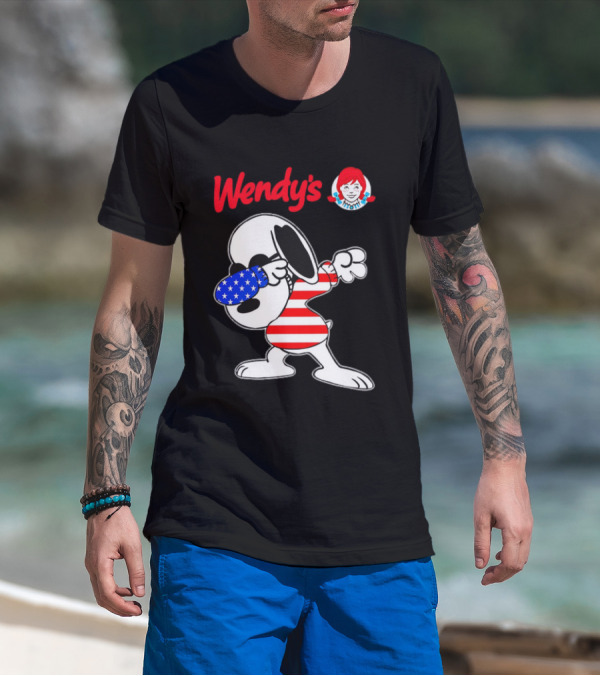 Wendy’s Snoopy Dabbing American Flag Stripes T-Shirt