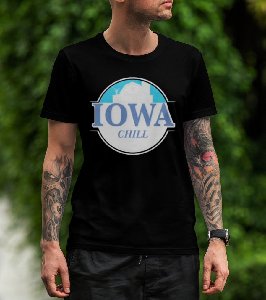 Iowa Chill Barn Windmill Circle T-Shirt
