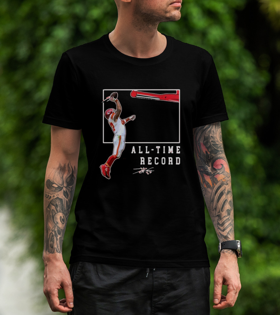 Travis Kelce All Time TD Record Football Jump Art T-Shirt
