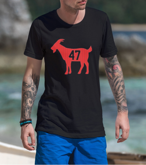 Trump 47 G.O.A.T Red Goat Silhouette Icon T-Shirt
