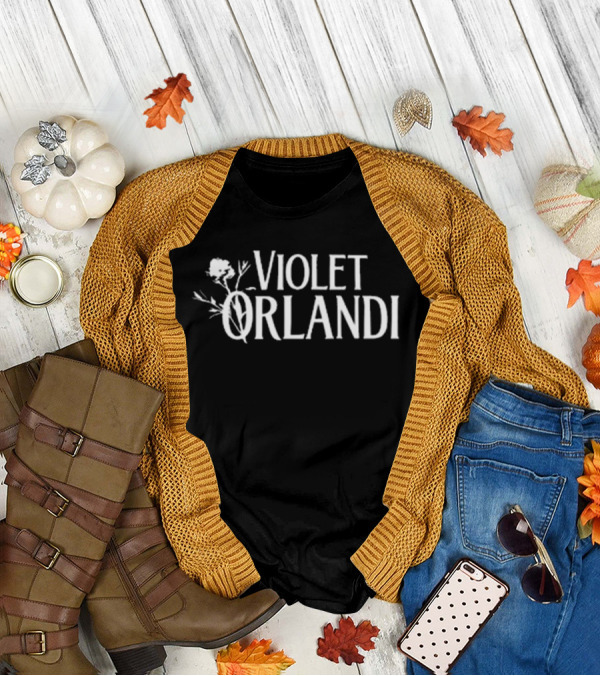 Violet Orlandi Flower апреля T-Shirt