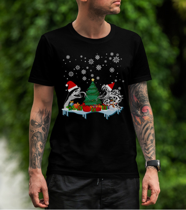 Snake Merry Christmas Snowflakes Santa Hats Holiday Scene T-Shirt