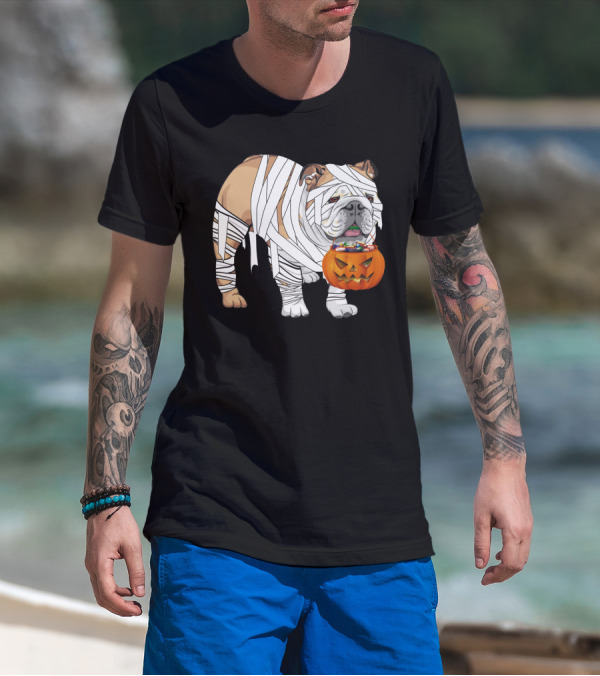 Halloween Bulldog Wrapped As Mummy Holding Pumpkin Candy Bucket T-Shirt