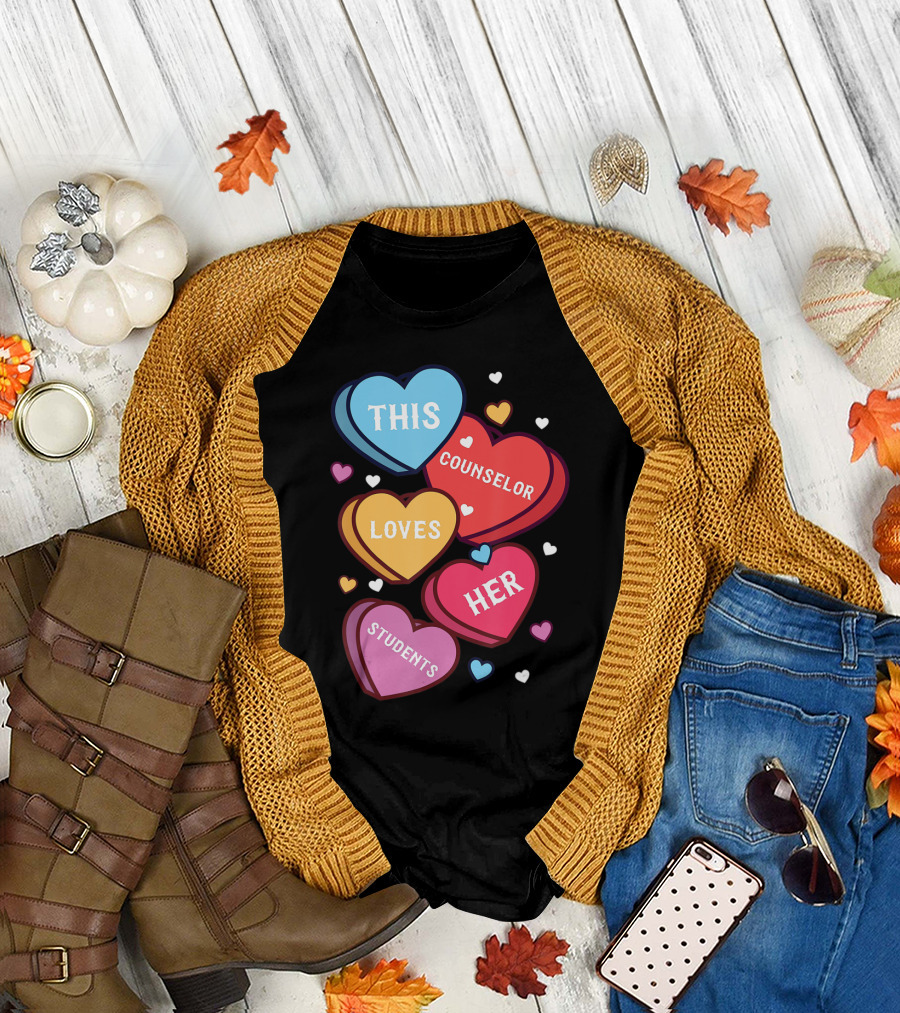 This Counselor Loves Her Students Valentine's Hearts T-Shirt