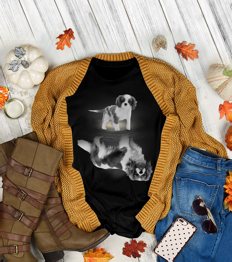 Cavalier King Charles Spaniel Reflection Art Photography T-Shirt