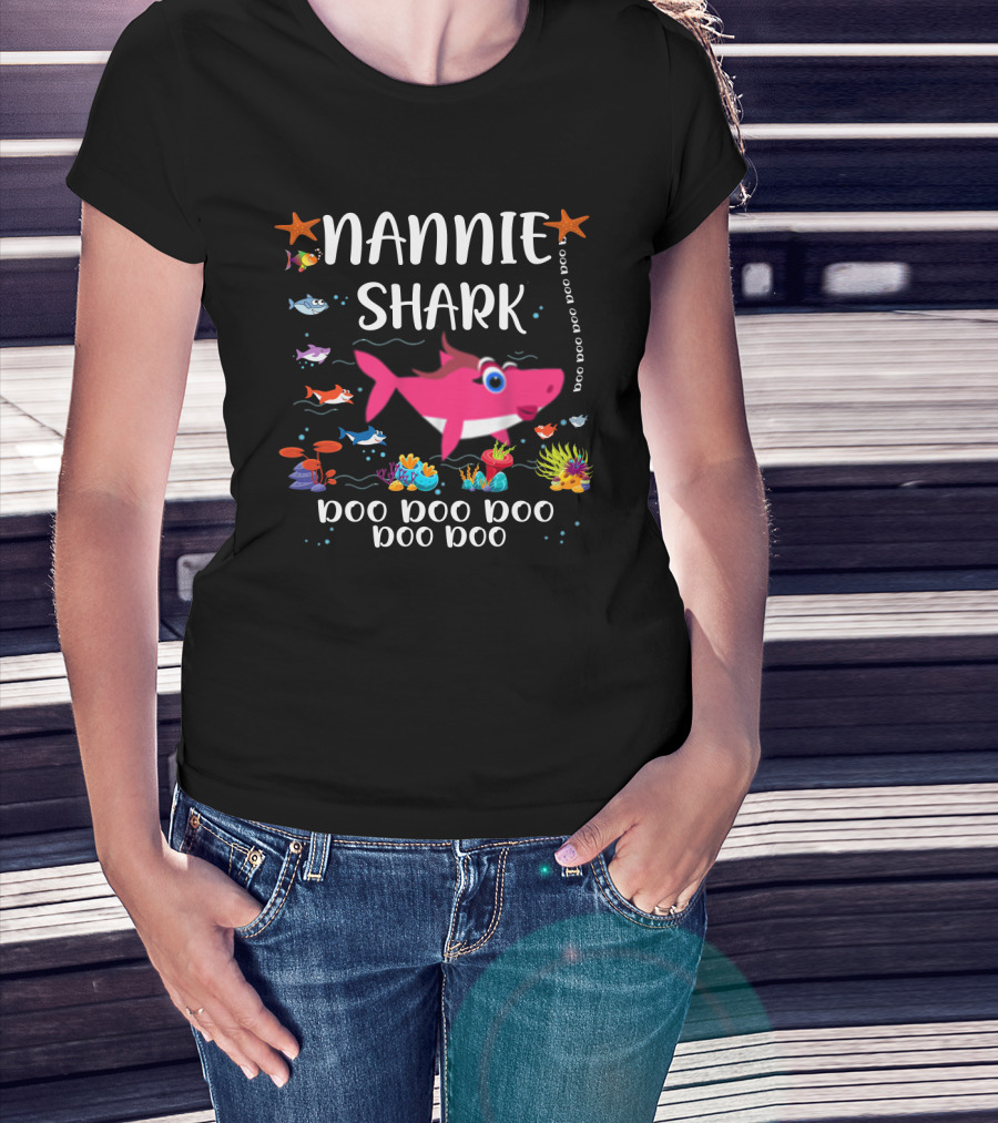 Nannie Shark Doo Doo Doo Doo Nannie Shark Family Matching Ocean T-Shirt