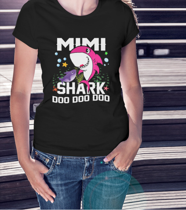 Mimi Shark Doo Doo Doo Grandpa Mommy Daddy Bubbles Starfish Ocean Scene T-Shirt