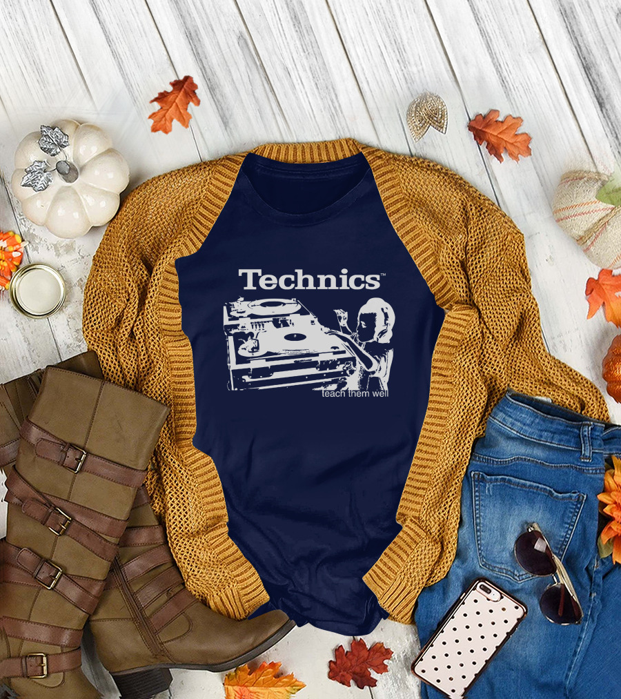 Technics Teach Them Well DJ Turntable and Child Headphones T-Shirt