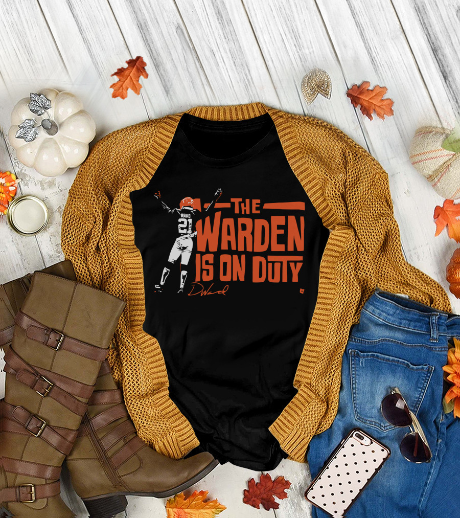 The Warden Denzel Ward Is On Duty 21 Signature Football T-Shirt