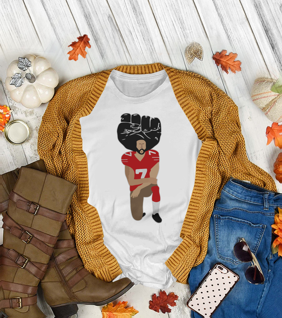 Colin Kaepernick Kneeling with Raised Fist and Red Football Jersey Number 7 T-Shirt