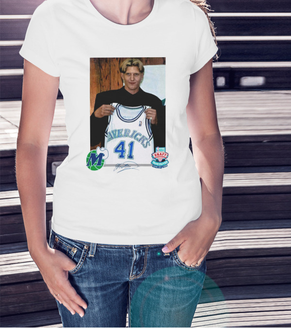 Dirk Nowitzki Mavericks NBA Draft Vancouver June 24 1998 T-Shirt