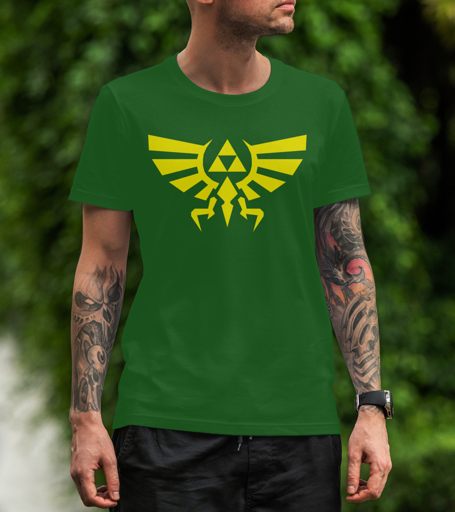 Triforce Hylian Crest And Cargo Shorts T-Shirt