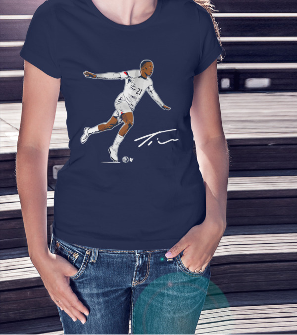 Timothy Weah Signature Soccer Art With Player 21 And Tim Autograph T-Shirt