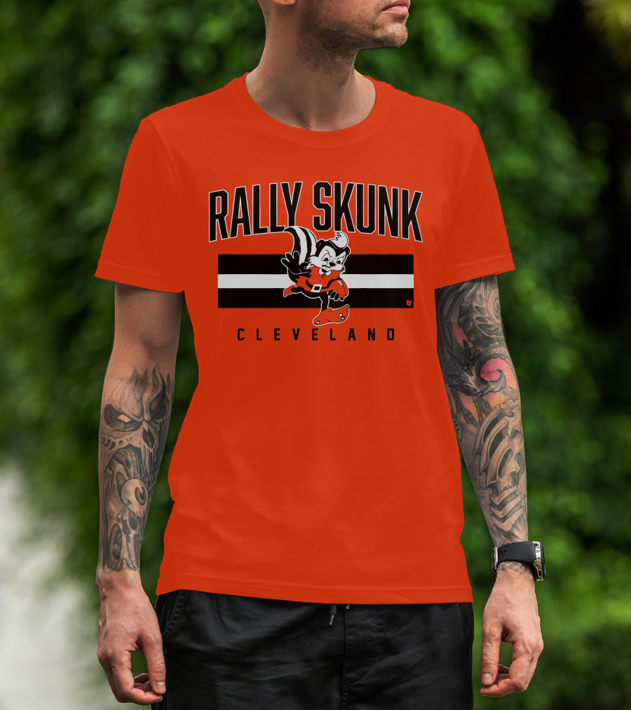 Cleveland Rally Skunk Football Character Sporting Orange Helmets T-Shirt