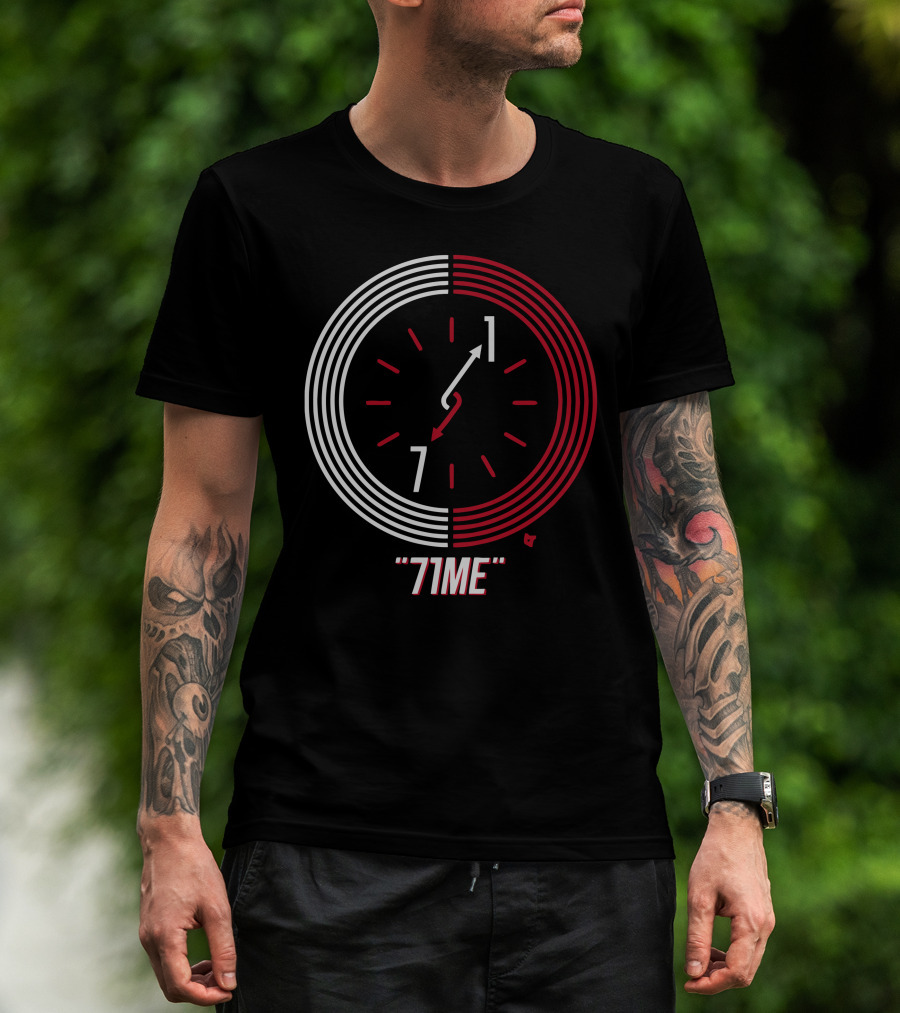 71ME Clock Countdown Red And White Dial T-Shirt