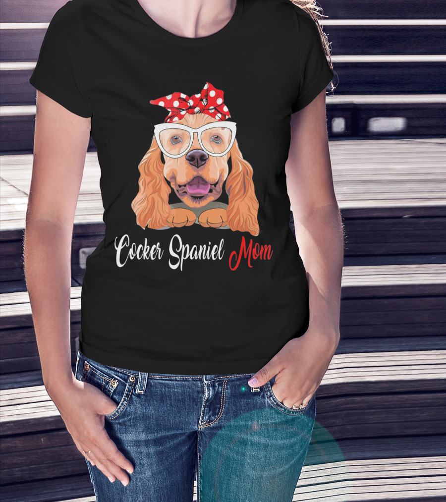 Cocker Spaniel Mom With Polka Dot Bandana And Glasses T-Shirt