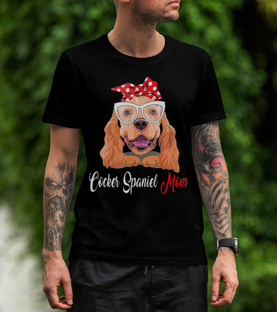 Cocker Spaniel Mom With Polka Dot Bandana And Glasses T-Shirt