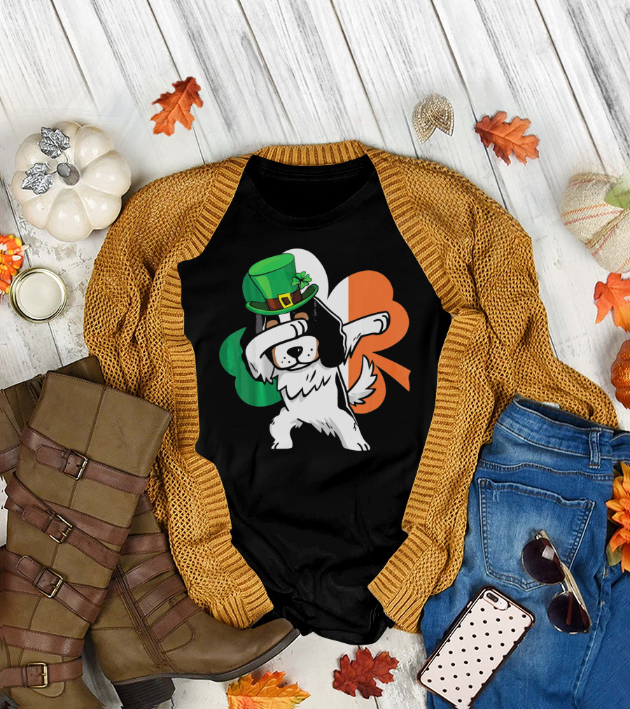 Cavalier King Charles Spaniel Dabbing Irish Clover St Patricks Day T-Shirt
