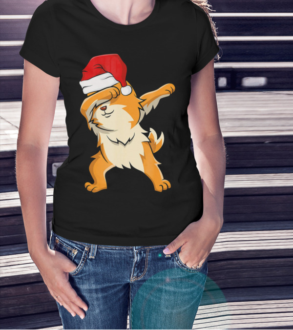 Dabbing Pomeranian With Santa Hat T-Shirt