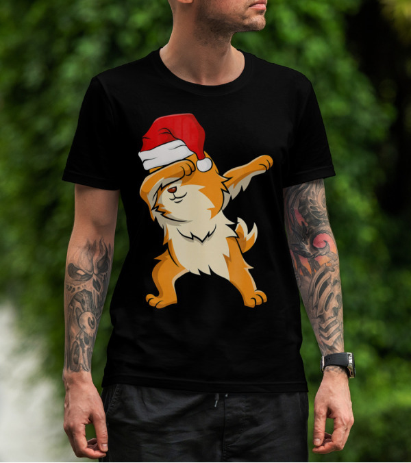 Dabbing Pomeranian With Santa Hat T-Shirt