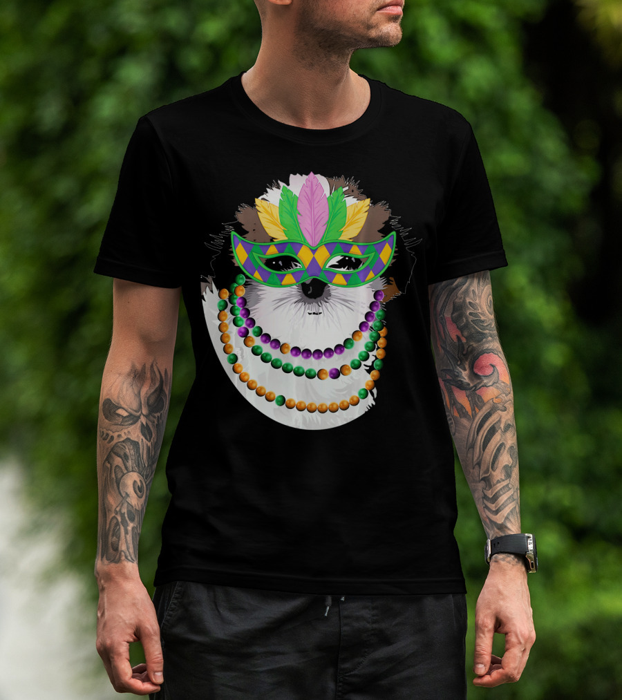 Funny Shih Tzu Mardi Gras Beads Necklace Mask With Colorful Feathered Mask T-Shirt