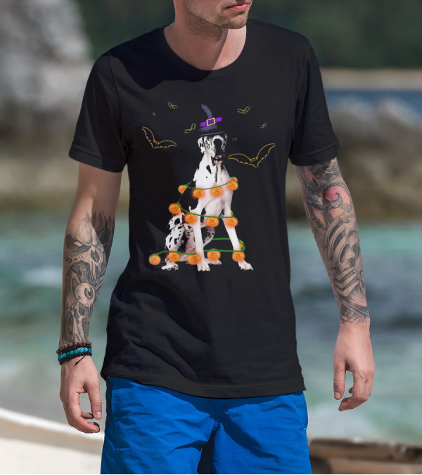 Great Dane Witch Hat Pumpkin Lights Bats Halloween Kids Funny T-Shirt