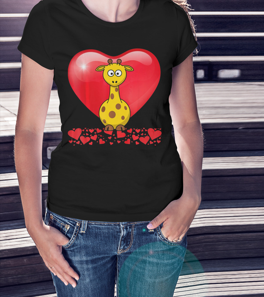 Cute Valentine's Day Heart Giraffe Valentin T-Shirt