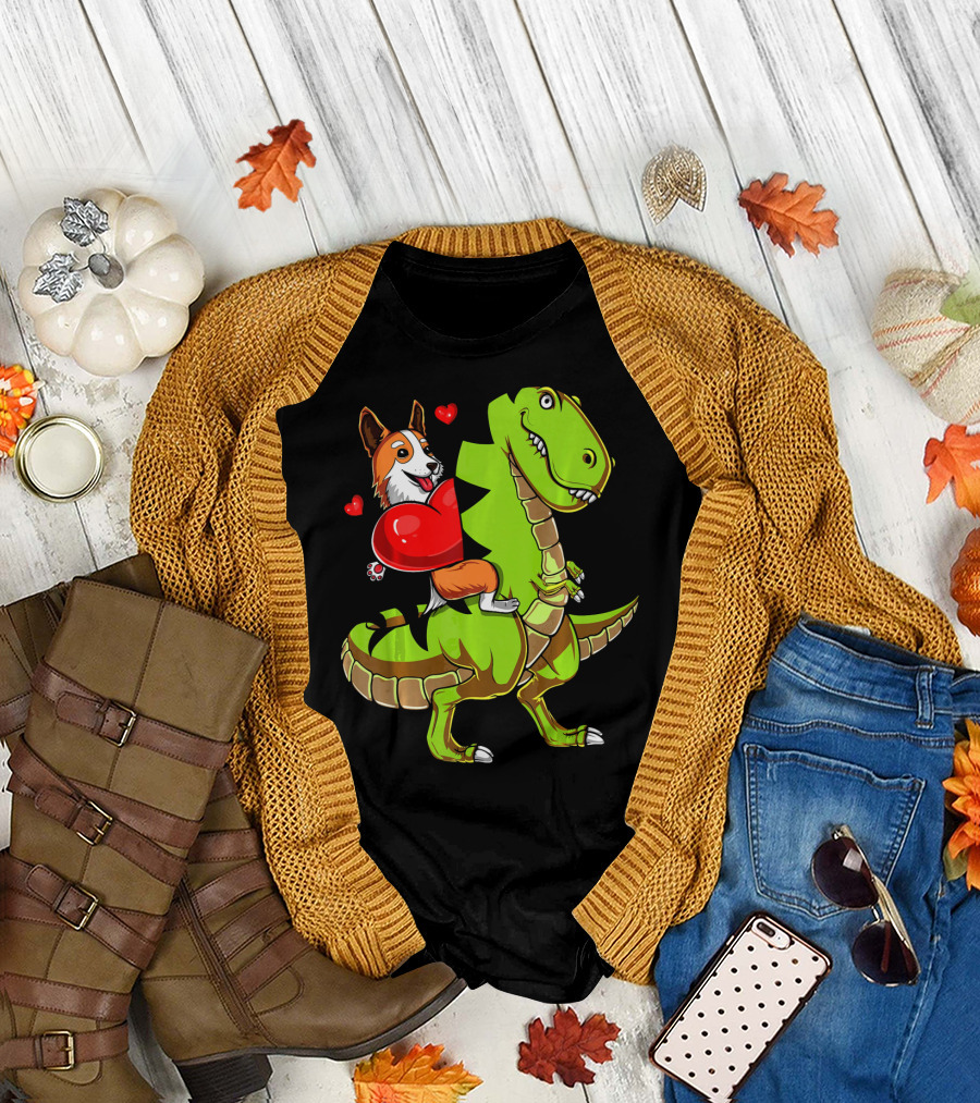 Corgi Dog Riding T-Rex Dinosaur with Hearts Valentin T-Shirt