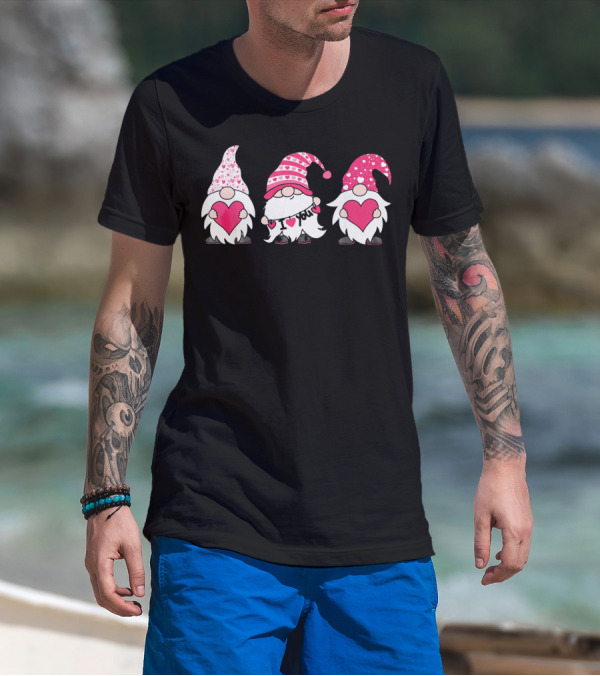 Cute Three Gnomes Holding I Love You Hearts T-Shirt