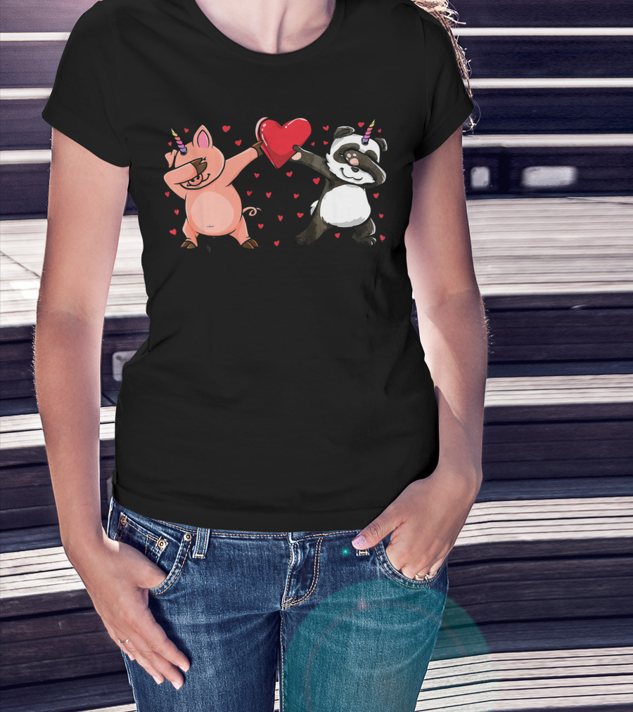 Dabbing Piggycorn Pandicorn Holding Heart Valentine T-Shirt