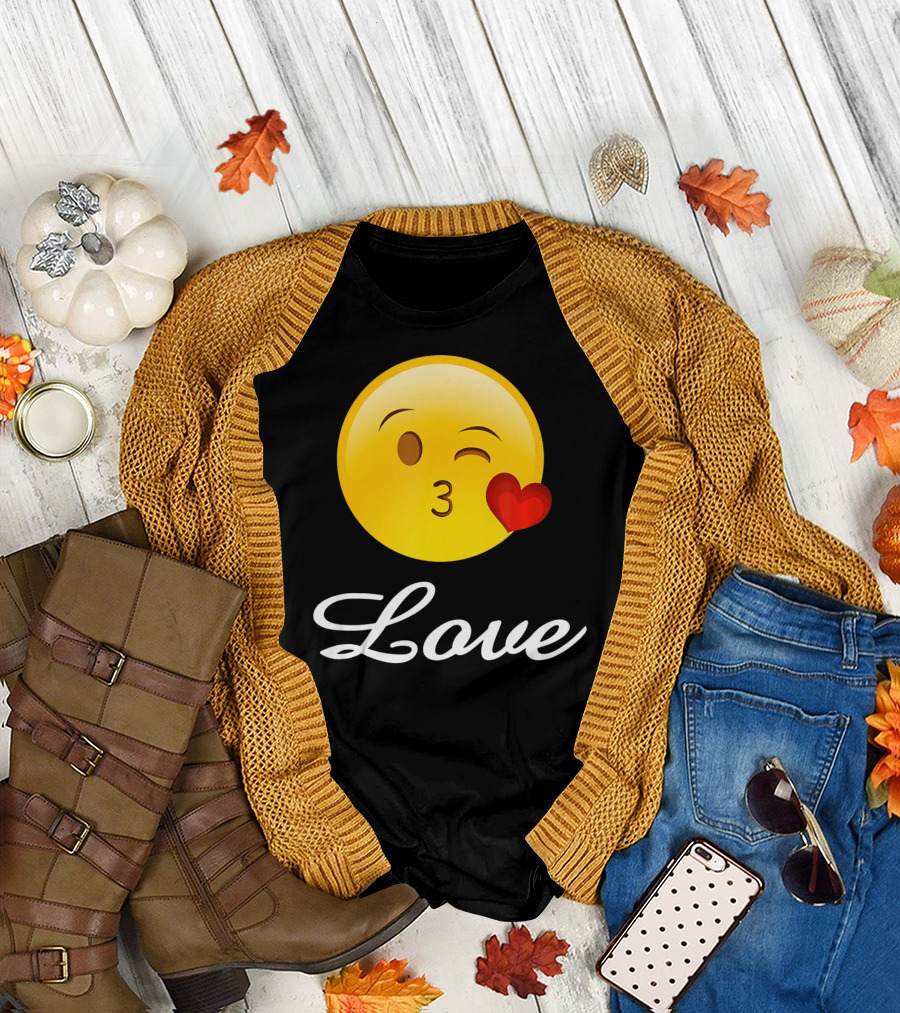 Love Emoji Valentines Day Heart Kiss T-Shirt