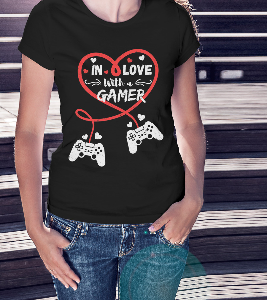 In Love With A Gamer Funny Video Gamer Valentines Day Long T-Shirt