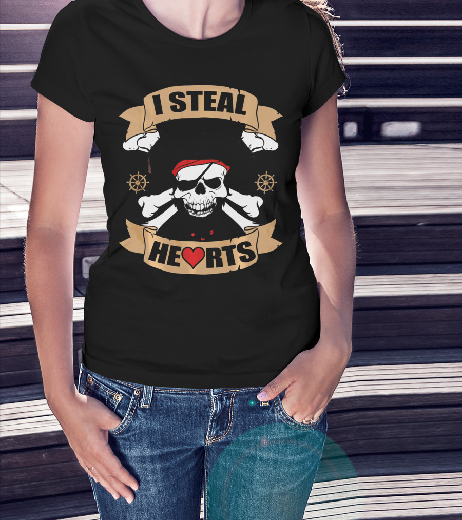 I Steal Hearts Funny Pirate Valentines Skull Bandana Steering Wheel T-Shirt
