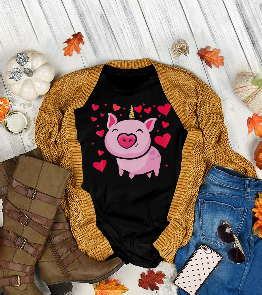 Pigacorn Valentine Unicorn Pig with Hearts for Lovers T-Shirt
