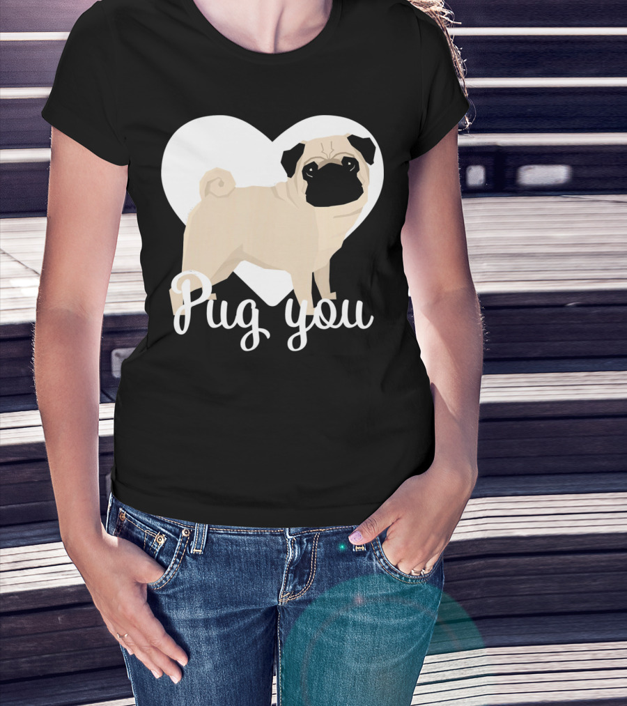 Pug You Heart Background T-Shirt