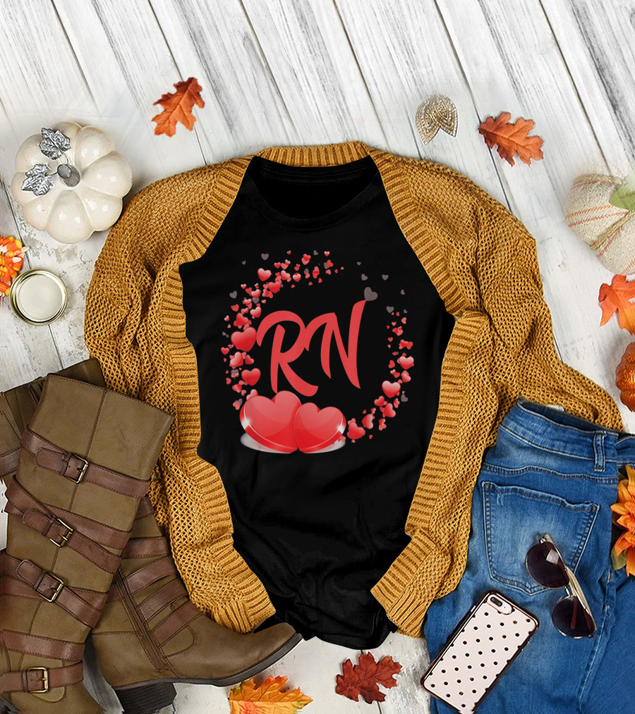 RN Heart Nurses Valentines Day Love Hearts T-Shirt