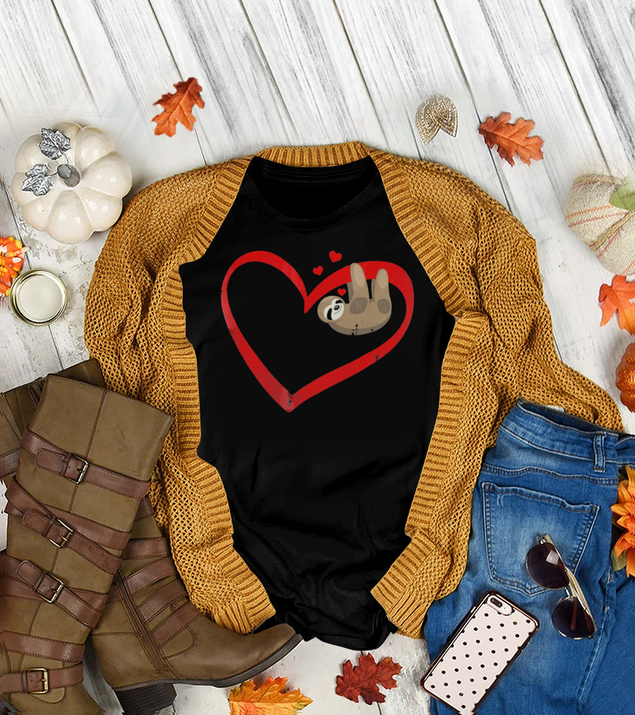 Sloth Heart Lazy Napping Cute Vale T-Shirt