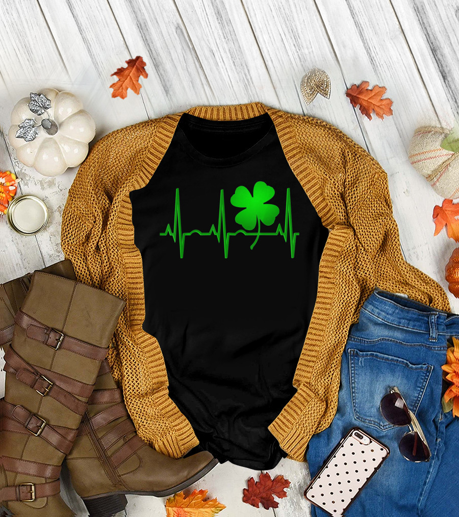 St Patricks Day Irish Shamrock Heartbeat EKG T-Shirt