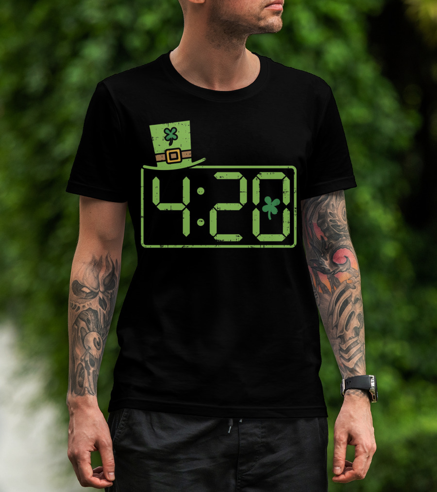 St Patricks Day 420 Clock With Leprechaun Hat And Shamrock T-Shirt