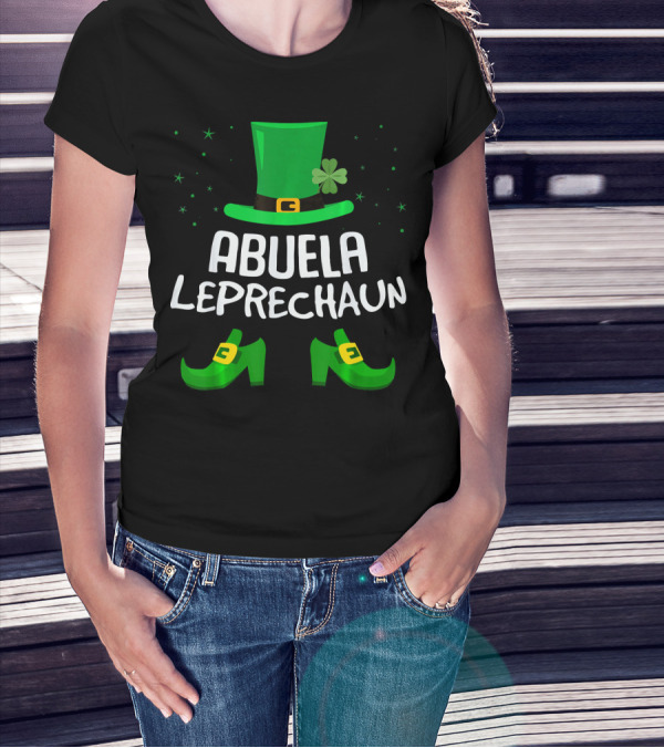 Abuela Leprechaun Saint Patricks Hat And Shoes T-Shirt