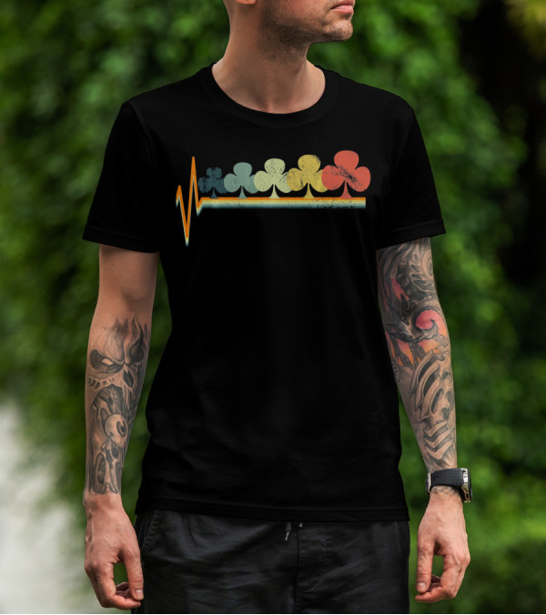 Poker Clover Clubs Hold Retro Heartbeat Vibes T-Shirt