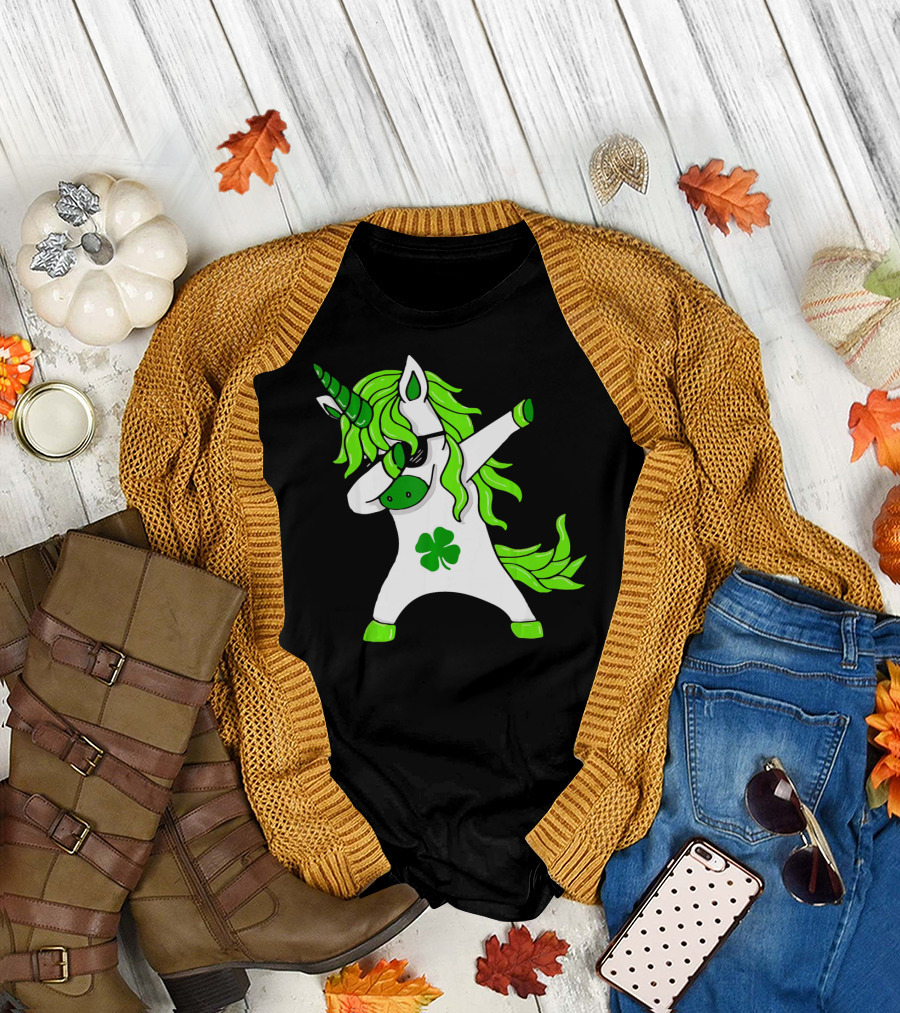 Mens Womens Dabbing Unicorn with Green Shamrock and Hair T-Shirt