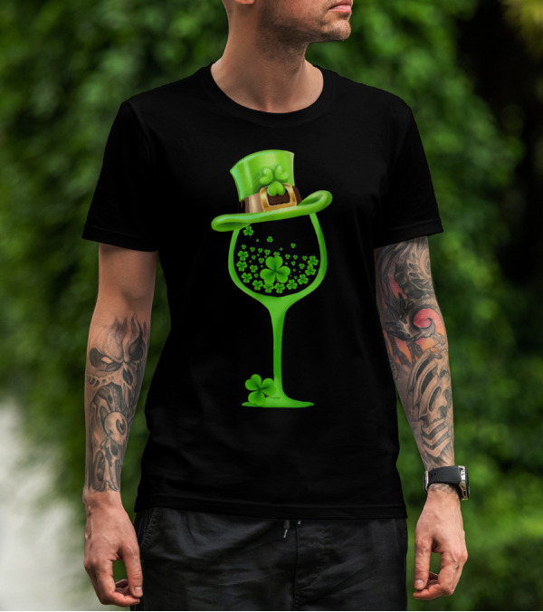 Shamrock Wine Glass With Green Top Hat For St Patricks T-Shirt