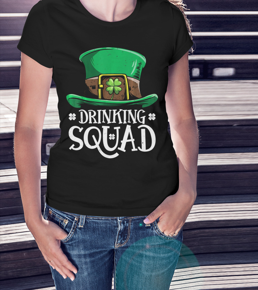 Leprechaun Drinking Squad St Pat Green Hat Clover St Patrick's Day T-Shirt